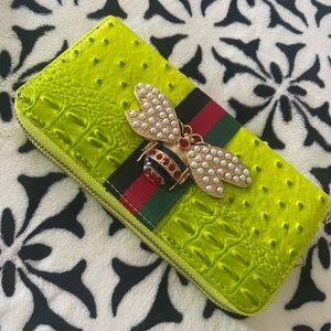 New! Luxury Inspired Wallet